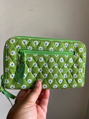Vera Bradley Wallet Handbag Green Spring Summer